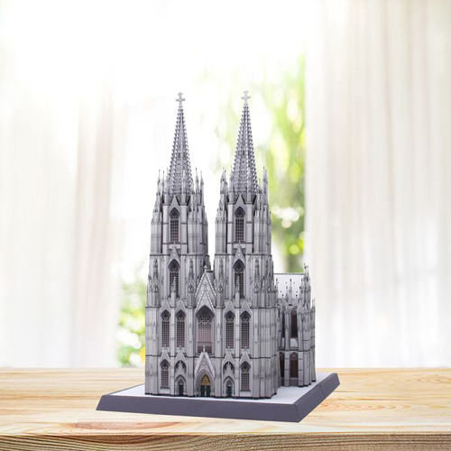 Edificio De La Catedral De Colonia, Modelo De Papel 3d,