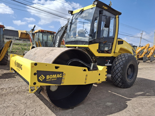 Vibrocompactador Bomag Bw211 D-5 Sl 2023