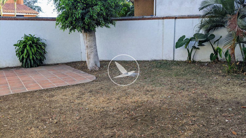 Casa En Jacarandas