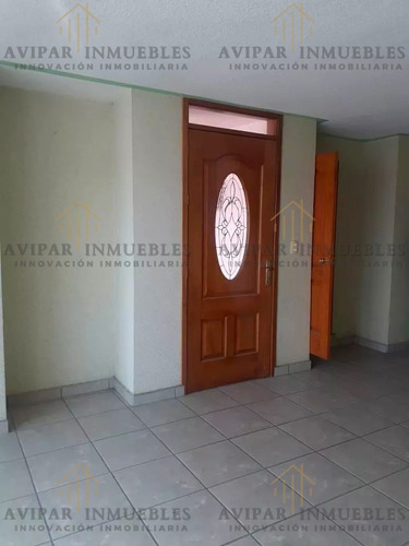 Casa En Venta En P. Bernal, Tejeda, Querétaro. Met098