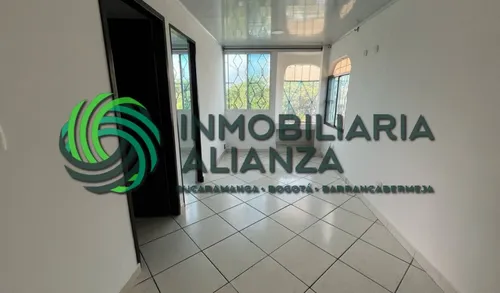Casa En Arriendo En Manzanares. Cod A16951