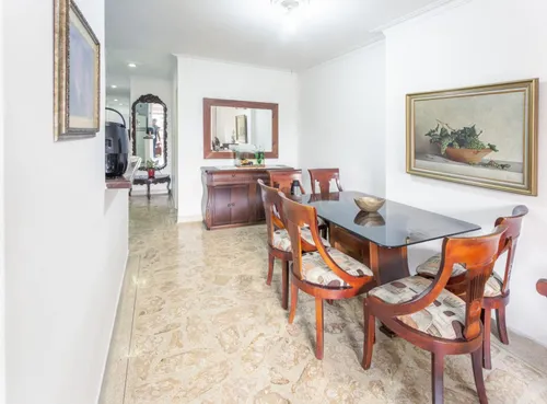 Apartamento En Venta En Laureles. Cod V13185