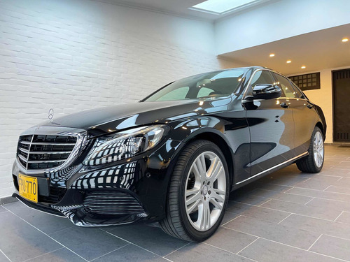 Imagen 16 de 20 de Mercedes-benz Clase C 2018 2.0 Cgi Exclusive