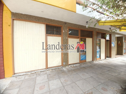 Imagen 4 de 29 de Venta En Block - 3 Locales + 8 Departamentos De 2 Y 1 Amb. - Una Cuadra Del Mar