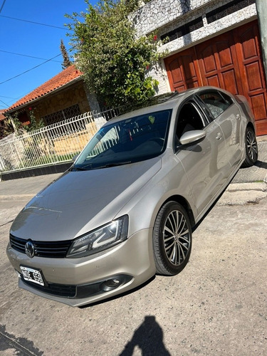 Imagen 1 de 14 de Volkswagen Vento 2014 2.0 Sportline Tsi 200cv Bi-xenon Dsg