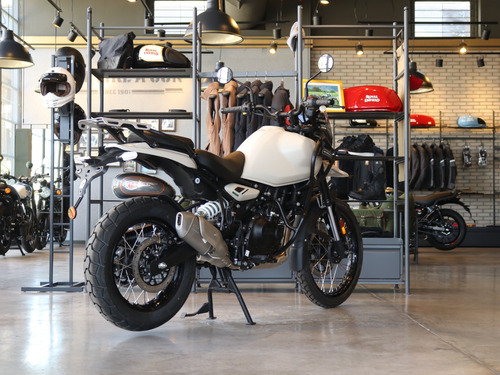 Royal Enfield Himalayan 450 - Kaza Brown - Lanzamiento