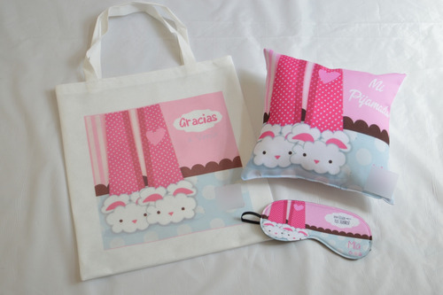 Set Souvenir Pijamada Almohadon, Antifaz Y Bolsa X 10 U