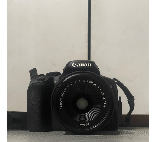  Canon Eos Rebel T8i Dslr 