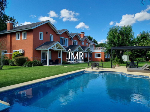 Jmr Propiedades | Country Club Mapuche | Excelente Casa En Venta