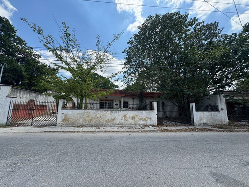 1200m2 De Terreno Con Construcción Cerca Del Parque De La Plancha Merida Centro