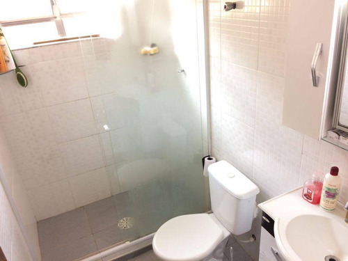 Imagem 12 de 18 de Ótima Casa Próximo De Tudo Farmácias, Lojas, Avenidas, Pontos De Condução E Muitos Mais Alem Disso A Casa É Muito Boa Com Ambientes Bem Arejados E Cômodos Bons - Hm2562