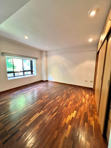Anexo / Casa En Alquiler, Prados Del Este, Remodelado Y Amplio