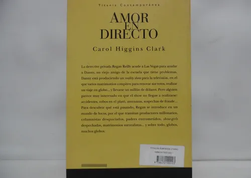 Amor En Directo / Carol Higgins Clark / Titania (Usado)