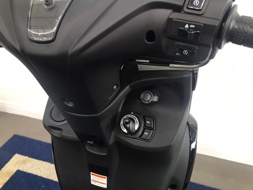 Imagem 7 de 11 de Yamaha Fluo Abs
