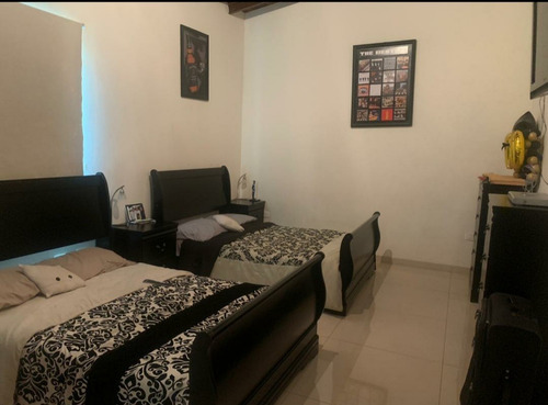 Imagen 14 de 20 de Hermosa Casa Remodelada, Amplia Y Segura, En Excelente Zona 04241665720