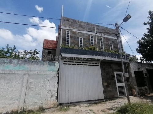 Imagen 22 de 22 de Edificio Comerciales En Alquiler Centro Cabudare Lara, Venezuela, #23-12066 // Arnaldo Lopez R A H Telf. 0424-5257450