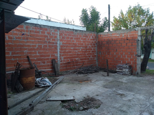 Imagen 4 de 10 de Lote Con Mejoras A 100 Mts De Avenida Illia - Los Polvorines