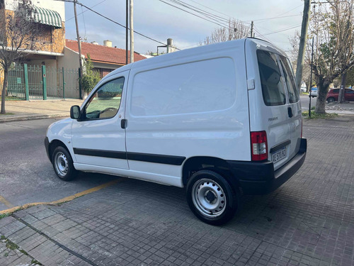 Imagen 13 de 21 de Peugeot Partner 2020 1.6 Hdi Confort