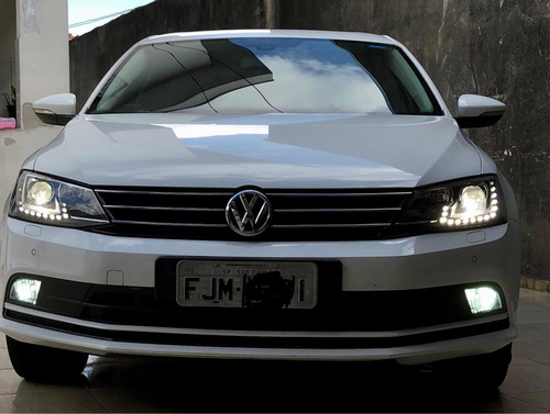 Imagem 3 de 10 de Volkswagen Jetta 2016 2.0 Tsi Highline 4p