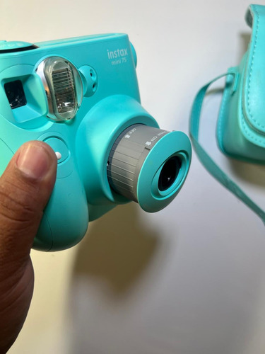 Cámara Fujifilm Instax Mini 7s Agua (Usado)