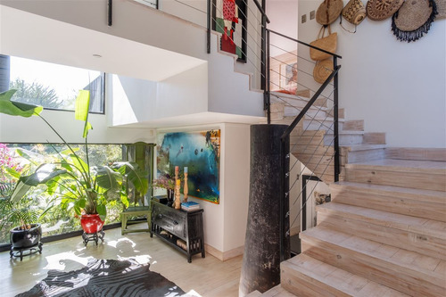 Acogedora Y Moderna Casa En Aguas Claras Hijuelas