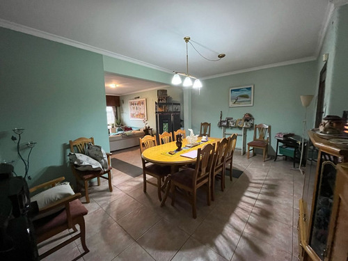 Venta Casa 3 Dormitorios Talleres Este -a. Crédito