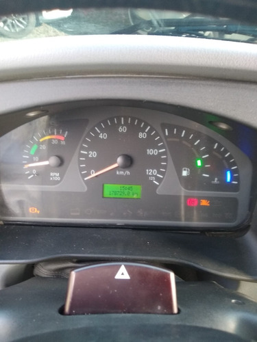 Imagem 9 de 13 de Mercedes-benz Accelo 905c 2012