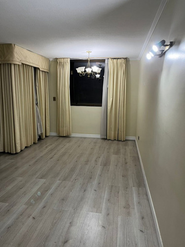 Depto. En Arriendo 4d + 3b + 2e + 1b - Flor De Azucena / Los