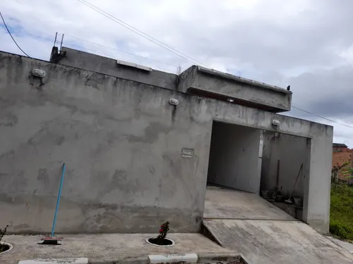 Casa Com Suíte,quarto,cozinha,área De Serviço,sala,banheiro 