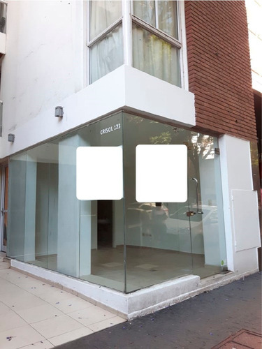 Vendo Local Comercial - Nueva Córdoba.