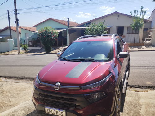 Fiat Toro 1.8 Freedom S-design 16v Flex 4x2 Aut. 4p