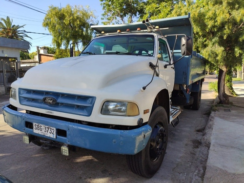 Ford 14000 Con Volcadora