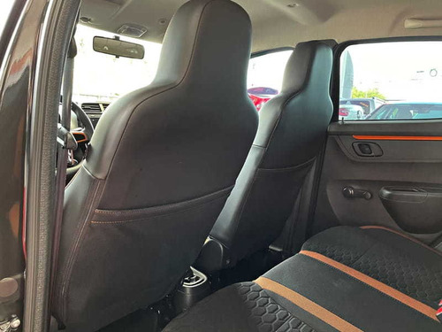 Imagem 13 de 14 de Renault Kwid Outsider 1.0 Flex 12v 5p Mec 2022