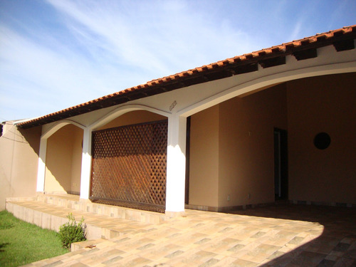 Imagem 2 de 21 de Casa À Venda E Locação, 4qts, Sala, Sala De Jantar, Cozinha. Jd. Quebec, Londrina, Pr - Pr - Ca1326_gprdo