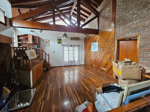 Casa En Venta 5 Ambientes En Ituzaingó Norte