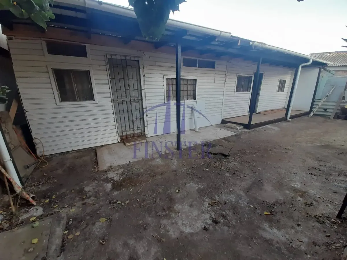 Imagen 4 de 13 de Casa 4 Dormitorios Y 2 Baños En El Centro De Quintero