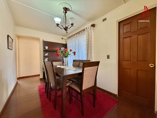 Se Vende Linda Casa En Belloto Centro