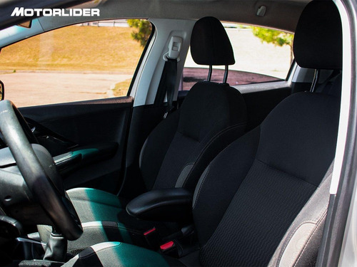 Imagen 11 de 25 de Peugeot 208 Active 1.2 Extra Full| Permuta / Financia