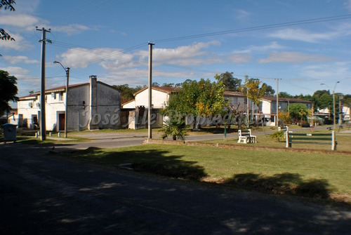 Imagen 13 de 14 de En Venta Vivienda De Tres Dormitorios Colonia Del Sacramento