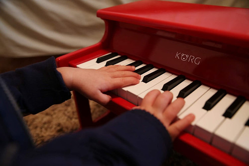 Korg Tinypiano - Piano Digital
