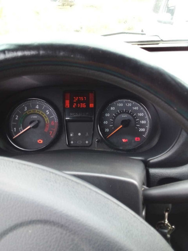 Renault Clio 2013 1.0 16v Expression Hi-power 5p