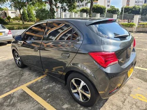 Chevrolet Onix 1.4 Ltz 5 p