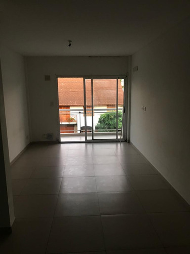 Imagen 8 de 13 de Monoambiente Al Frente. Excelente Ubicación!