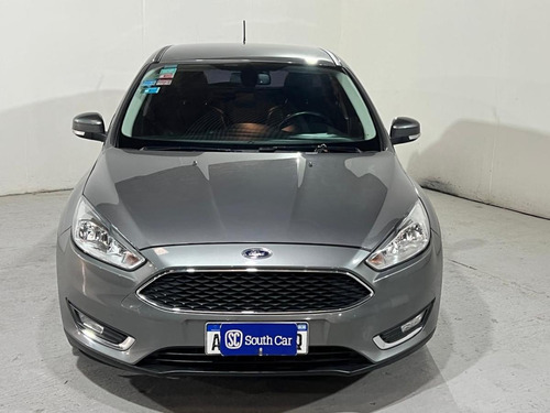 Ford Focus III 2.0 Sedan Titanium At6