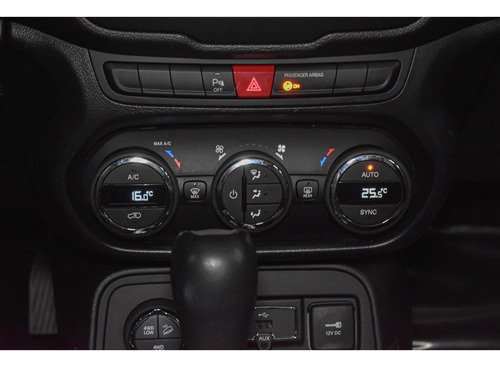 Jeep Renegade 2.0 16V TURBO DIESEL LONGITUDE 4P 4X4 AUTOMÁTICO