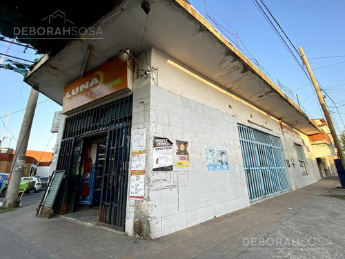 Excelente Propiedad Local En Esquina Ubicado Frente A La ComisarÃa!