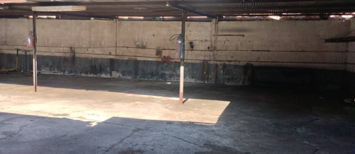 Taller En Venta Las Acacias