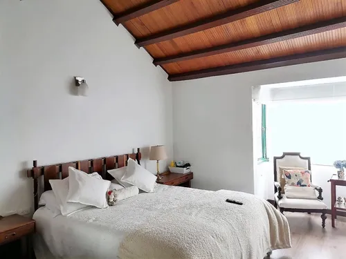Casa En Venta En Alhambra. Cod V15001