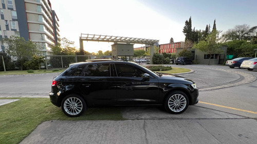 Imagen 8 de 18 de Audi A3 1.8 Tfsi Sportback 180 Cv At Alcantara 2013