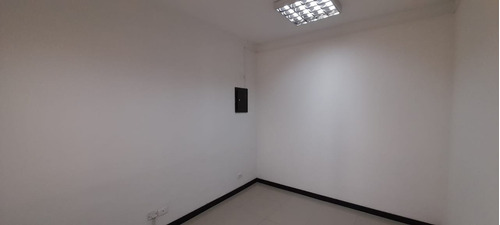 Oficina En Arriendo Centro Pereira Cod: 6253063 (51420).